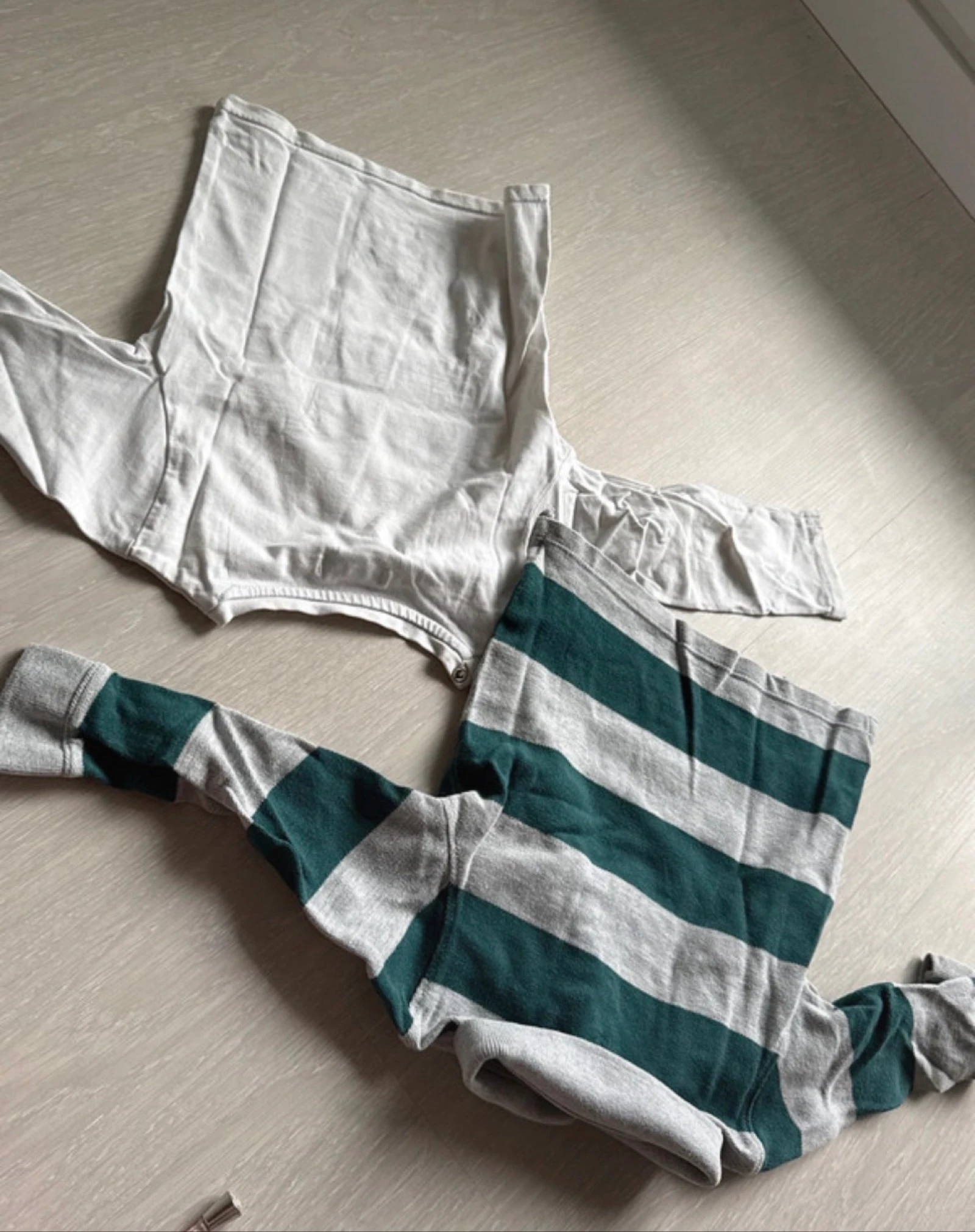 Estado muito bom | lote de 2 t-shirts polo de manga comprida quentes | Obaibi | 2 anos 86cm – photo 8
